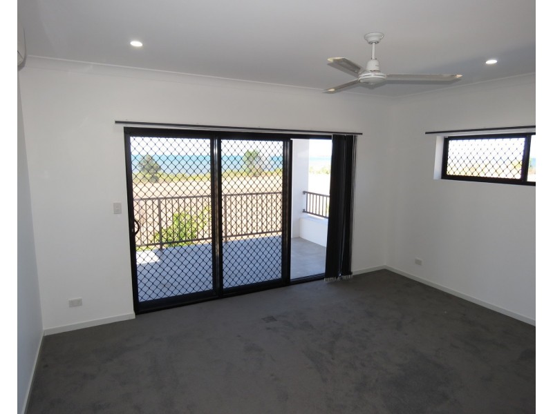 10 Bayside Court, Bowen QLD 4805