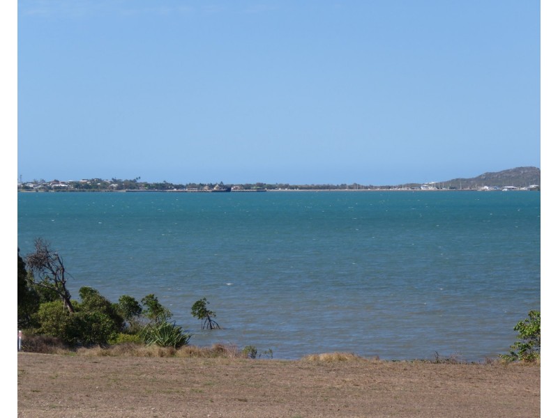 10 Bayside Court, Bowen QLD 4805