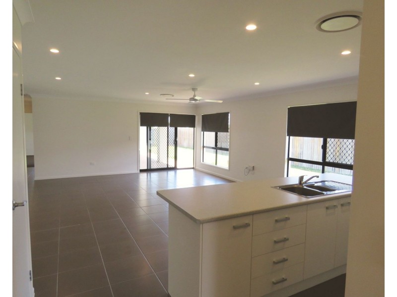 12 Harrison Court, Bowen QLD 4805