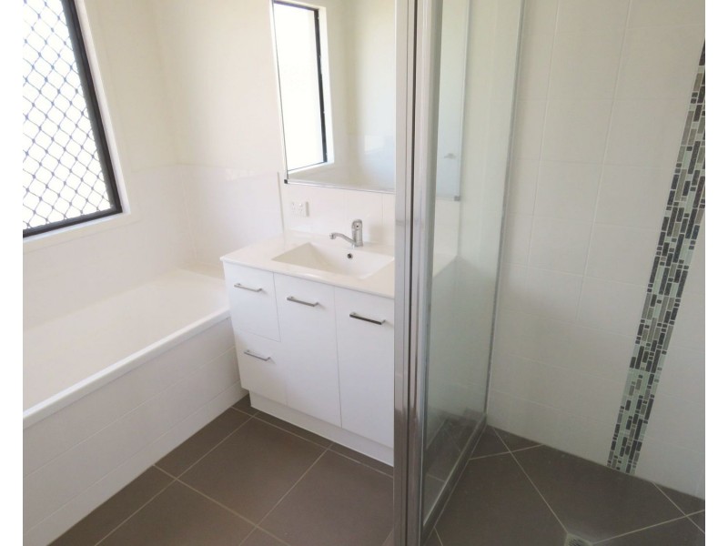 12 Harrison Court, Bowen QLD 4805