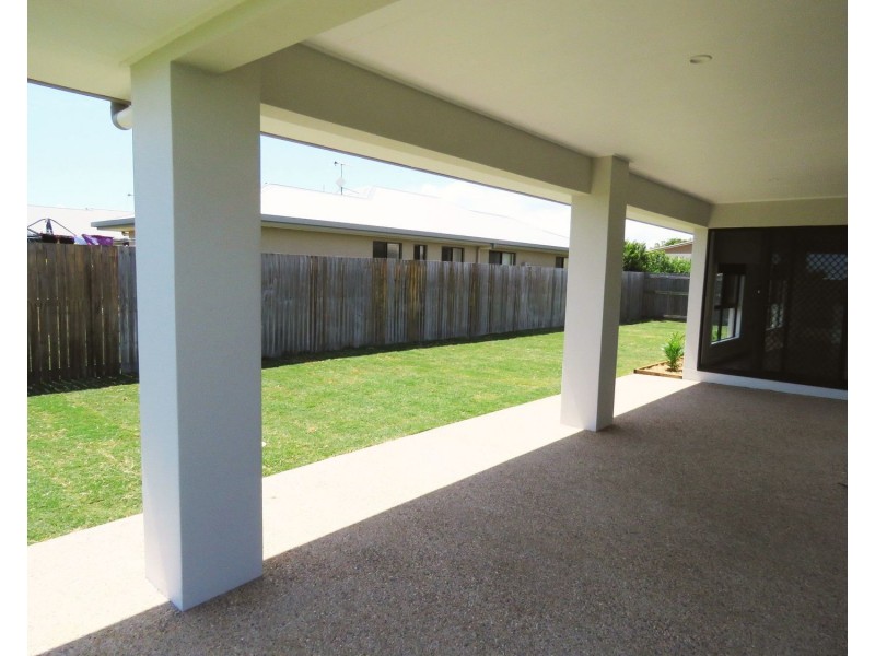 12 Harrison Court, Bowen QLD 4805