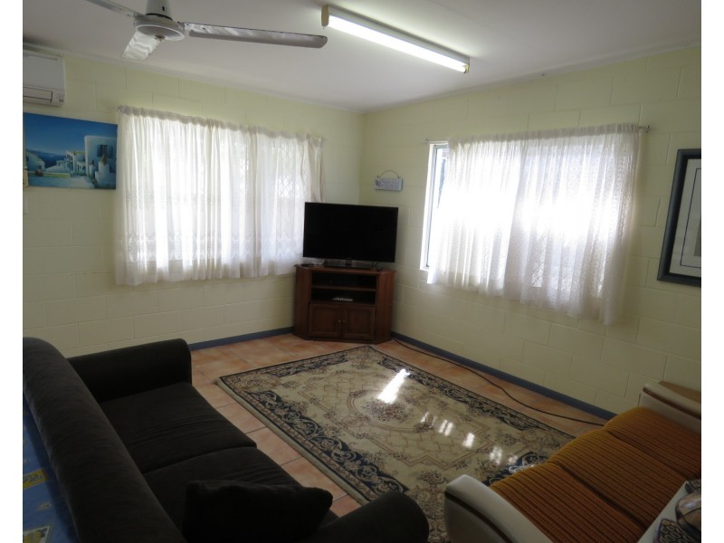 32 Baxter Avenue, Bowen QLD 4805