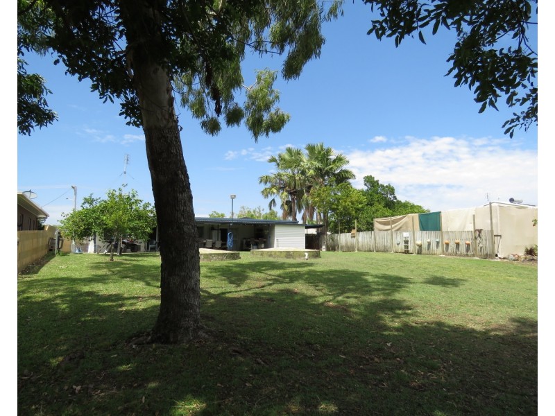 32 Baxter Avenue, Bowen QLD 4805