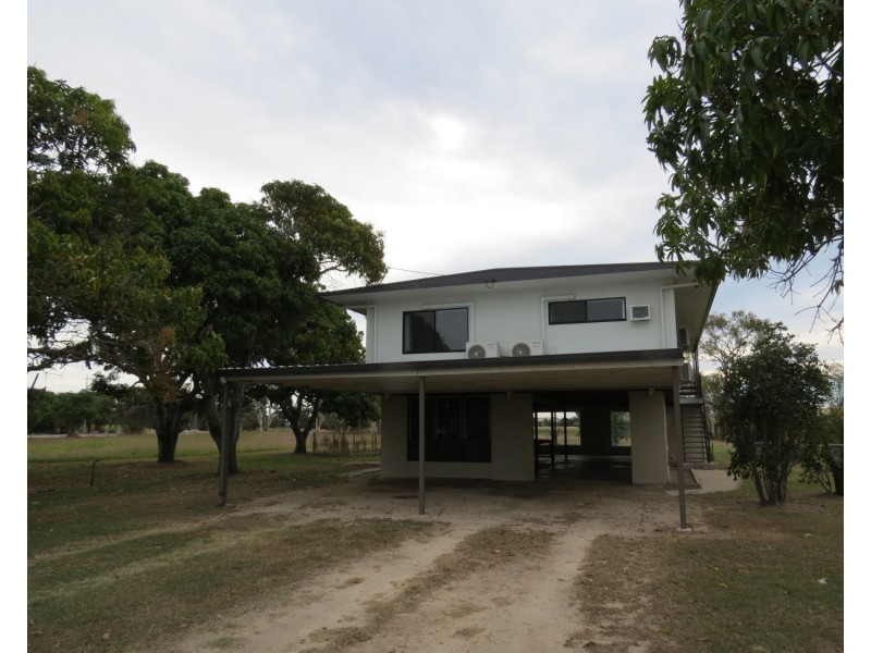 7 Avoca Road, Bowen QLD 4805