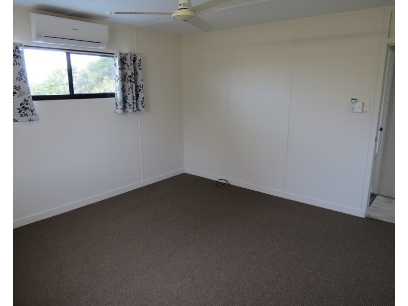 7 Avoca Road, Bowen QLD 4805