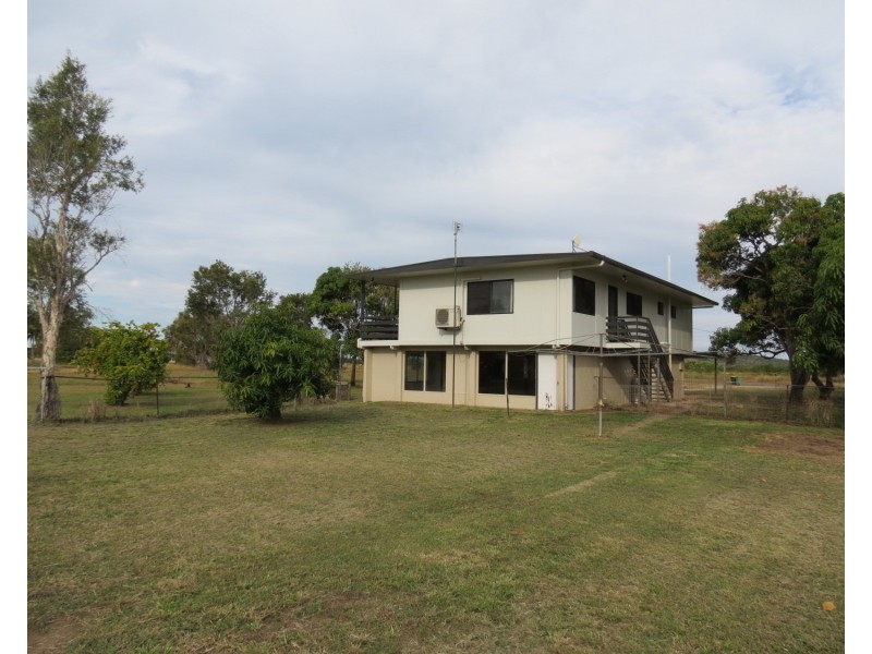 7 Avoca Road, Bowen QLD 4805