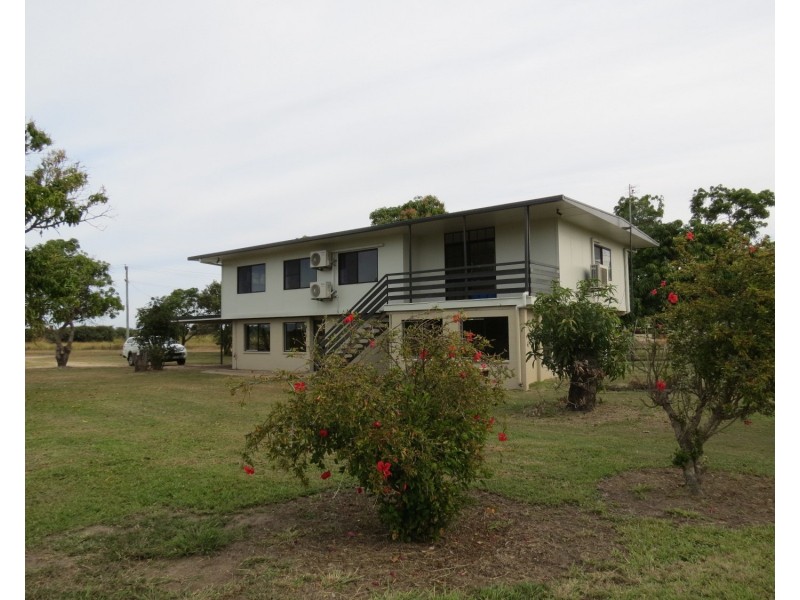 7 Avoca Road, Bowen QLD 4805