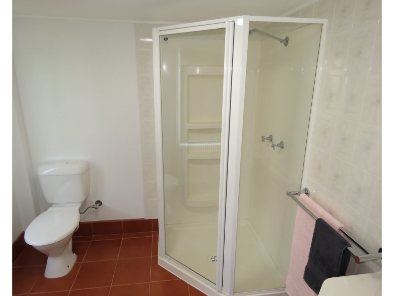 42 Crofton Street, Bowen QLD 4805