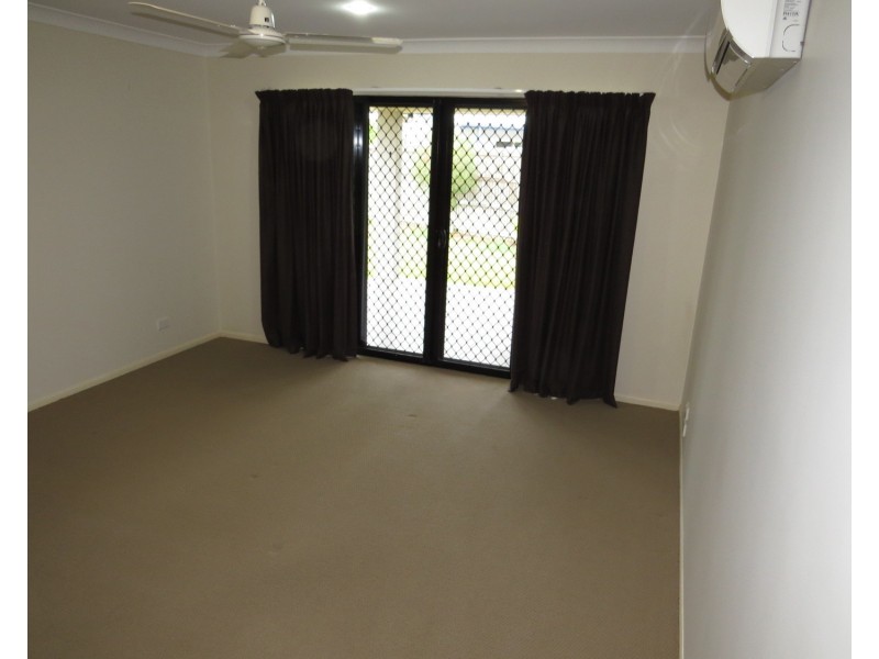 16 Lucinda Place, Bowen QLD 4805
