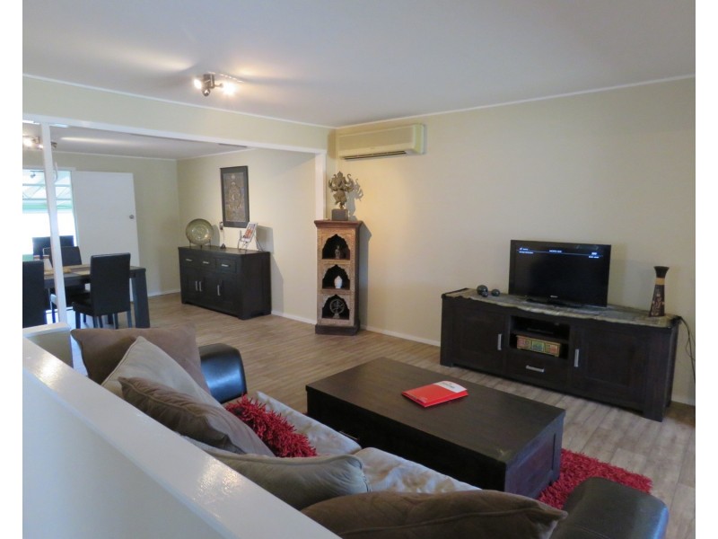 11 Brisbane Street, Bowen QLD 4805