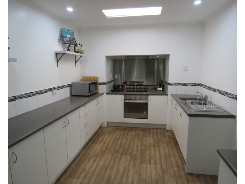 11 Brisbane Street, Bowen QLD 4805