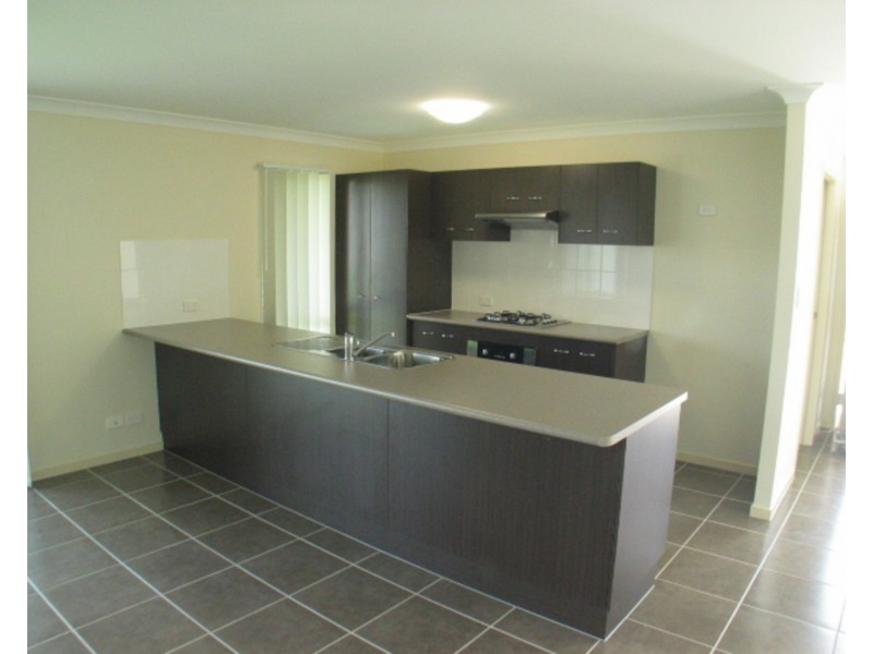 4 Seacove Crescent, Bowen QLD 4805