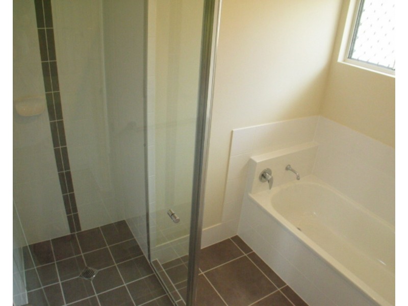 4 Seacove Crescent, Bowen QLD 4805