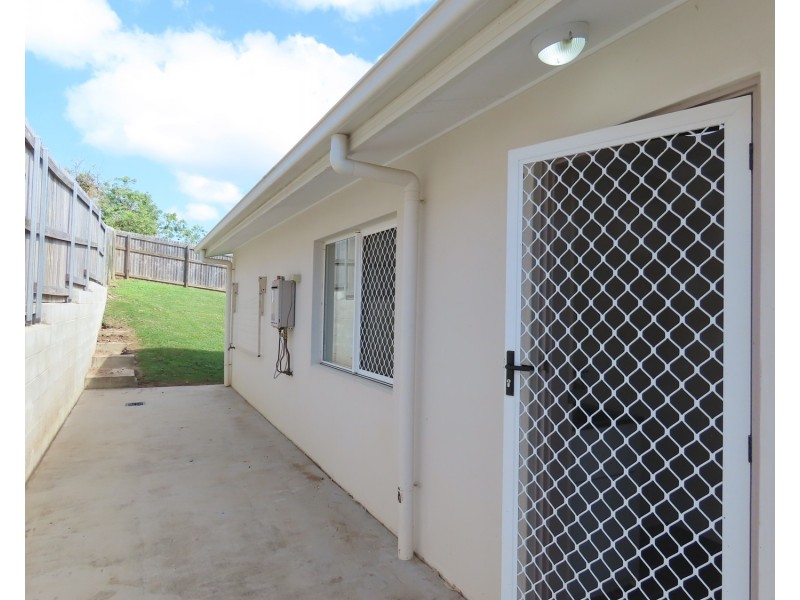 4 Seacove Crescent, Bowen QLD 4805