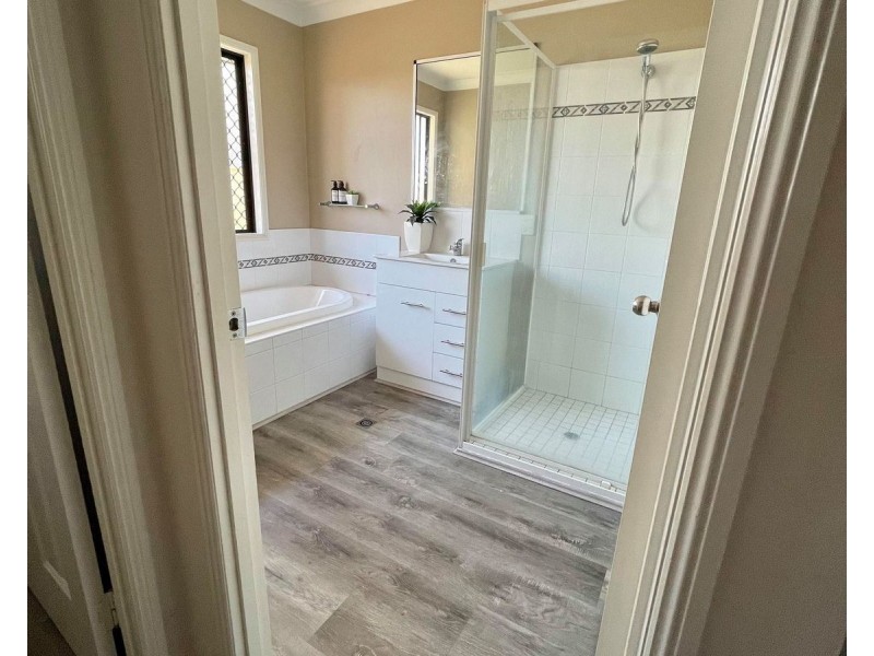 7 Peters Place, Bowen QLD 4805