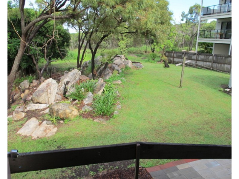 4 Lotus Lane, Bowen QLD 4805