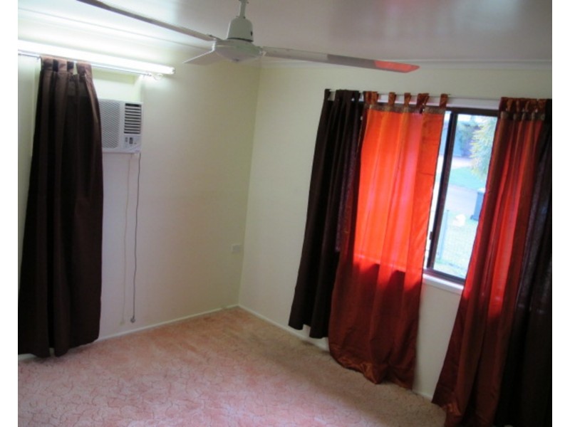 4 Lotus Lane, Bowen QLD 4805
