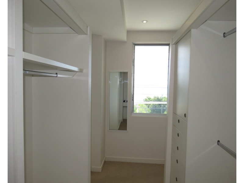 2/2b Horseshoe Bay Road, Bowen QLD 4805