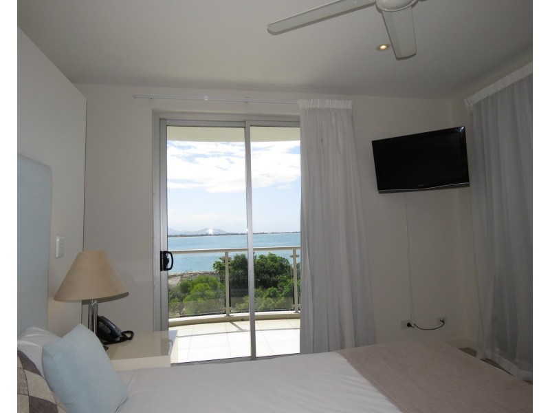 2/2b Horseshoe Bay Road, Bowen QLD 4805