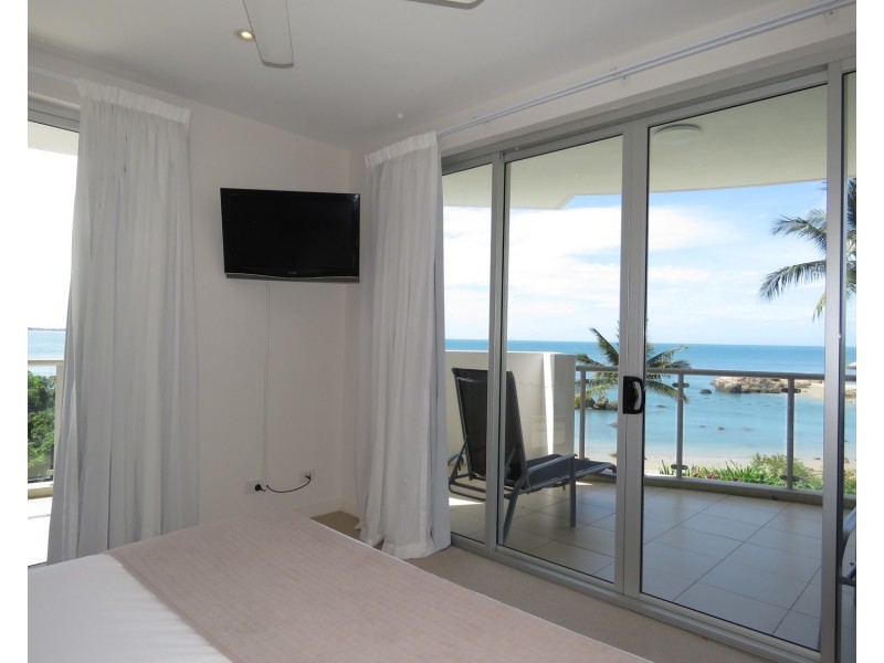 2/2b Horseshoe Bay Road, Bowen QLD 4805