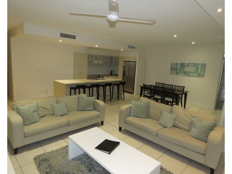 2/2b Horseshoe Bay Road, Bowen QLD 4805