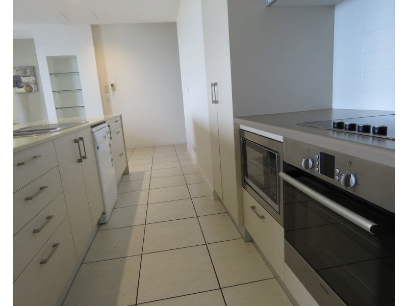 2/2b Horseshoe Bay Road, Bowen QLD 4805