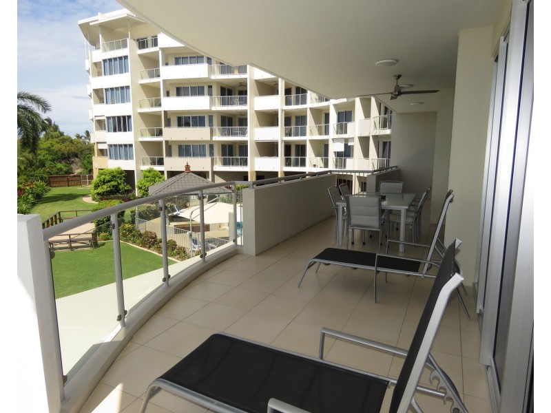 2/2b Horseshoe Bay Road, Bowen QLD 4805