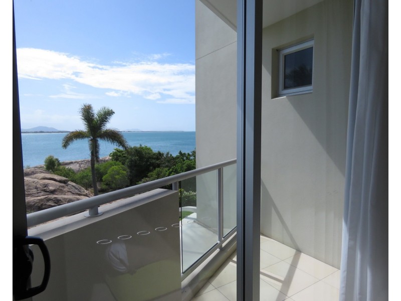 2/2b Horseshoe Bay Road, Bowen QLD 4805