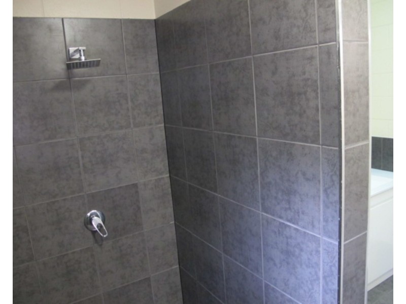 81 Poole Street, Bowen QLD 4805