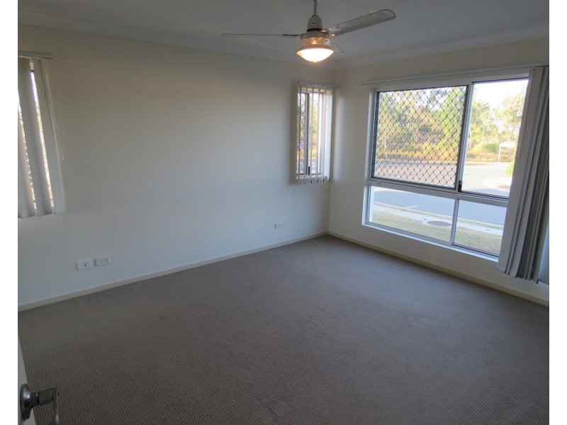 31 Sapphire Crescent, Bowen QLD 4805