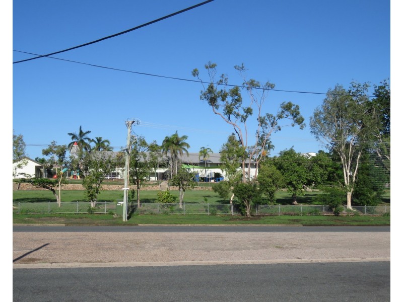 41 Gregory Street, Bowen QLD 4805