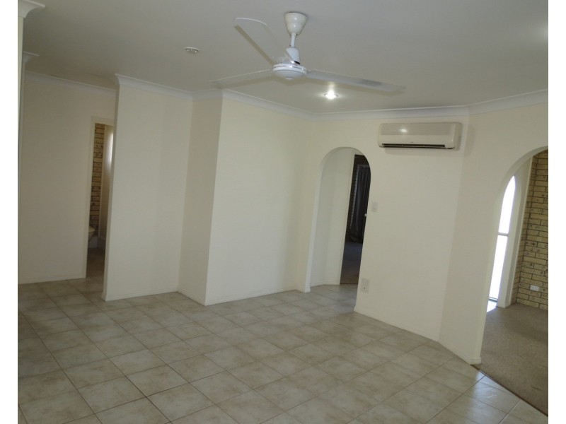 130 Hillview Road, Bowen QLD 4805