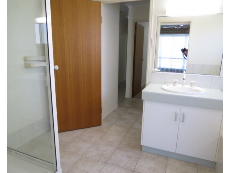 130 Hillview Road, Bowen QLD 4805