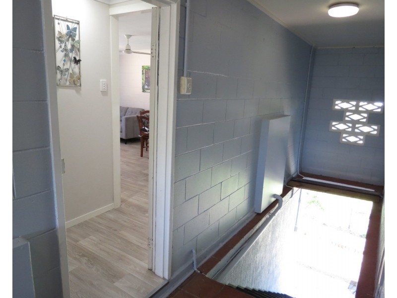 4/10 Dalrymple Street, Bowen QLD 4805