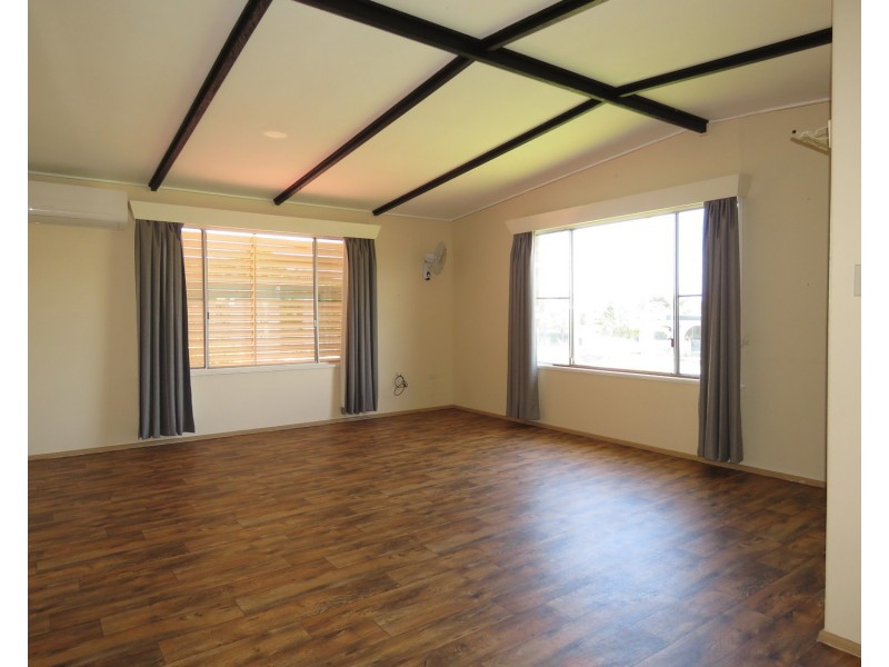 15 Casuarina Street, Bowen QLD 4805