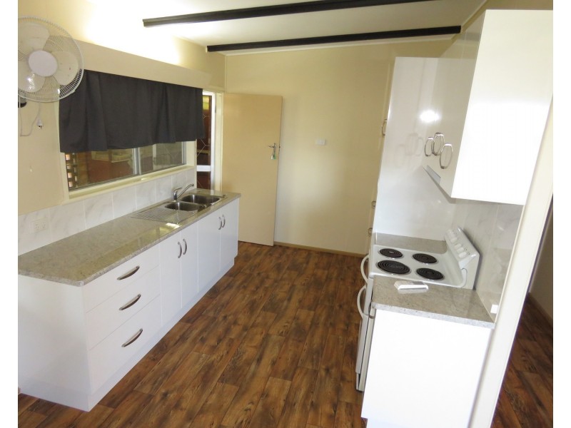 15 Casuarina Street, Bowen QLD 4805