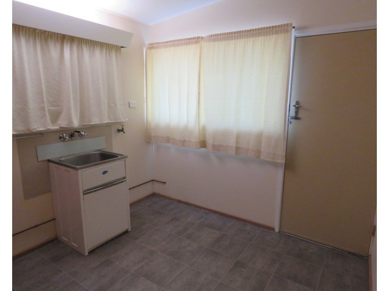 15 Casuarina Street, Bowen QLD 4805