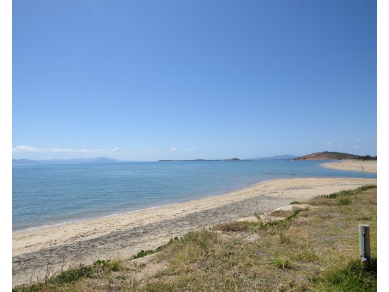 15 Casuarina Street, Bowen QLD 4805