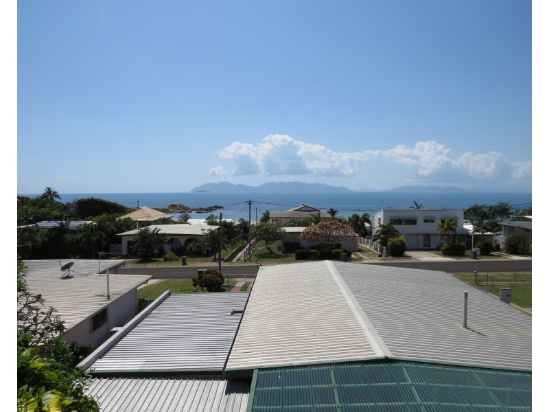 15 Casuarina Street, Bowen QLD 4805