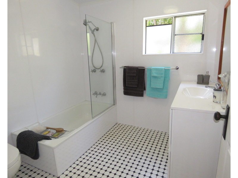 116 Powell Street, Bowen QLD 4805