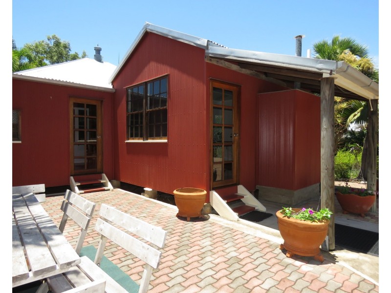 116 Powell Street, Bowen QLD 4805