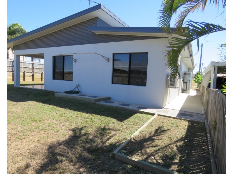 41 Dalrymple Street, Bowen QLD 4805