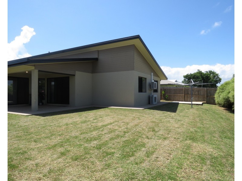 9 Lime Tree Court, Bowen QLD 4805