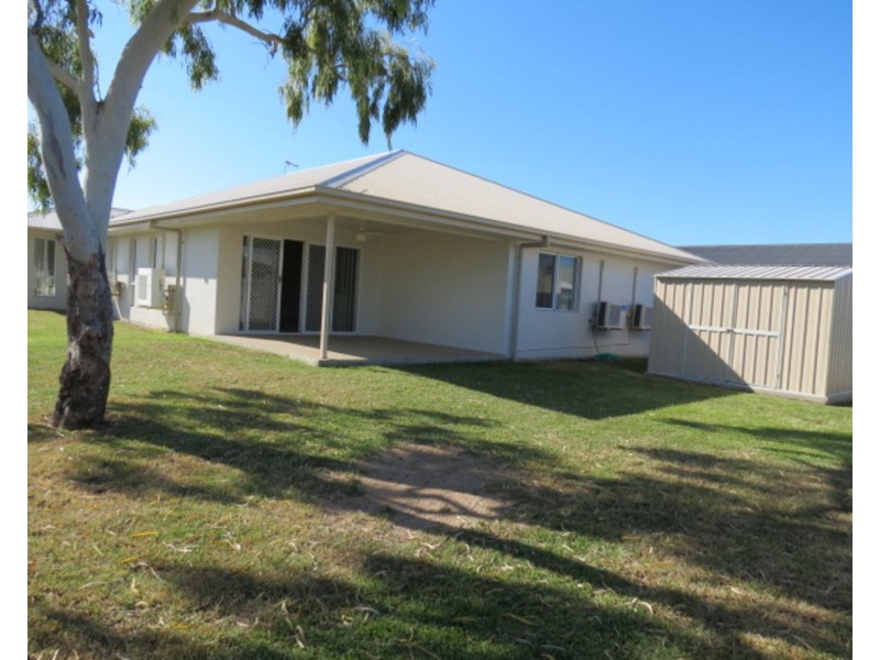 9 Cowrie Street, Bowen QLD 4805