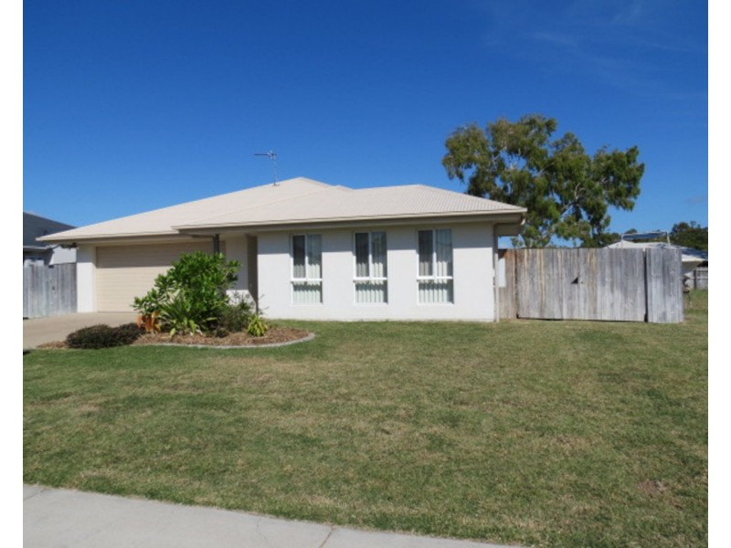 9 Cowrie Street, Bowen QLD 4805