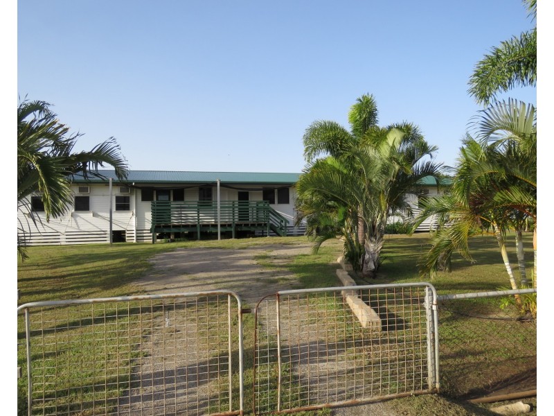 24 Pantall Street, Bowen QLD 4805