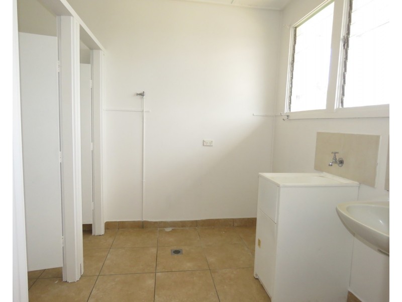 24 Pantall Street, Bowen QLD 4805
