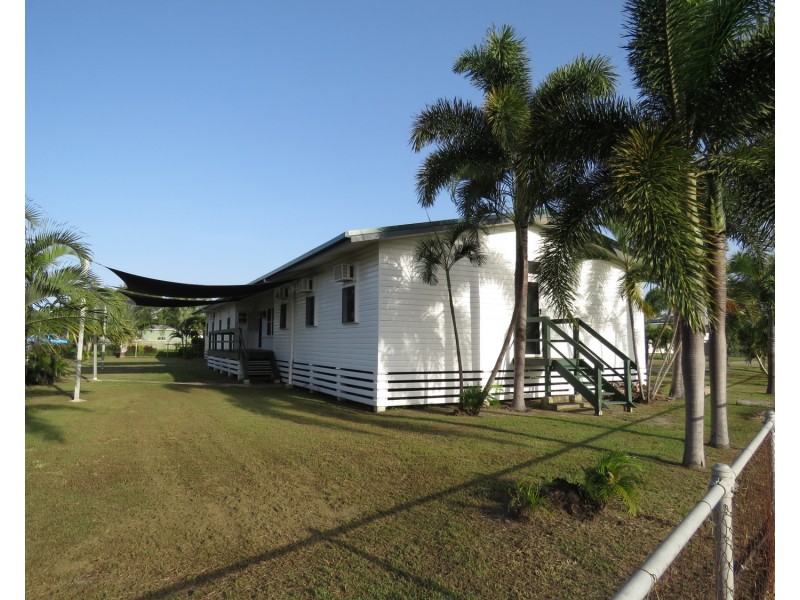 24 Pantall Street, Bowen QLD 4805