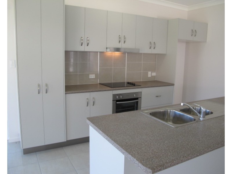 7 Eighth Close, Bowen QLD 4805