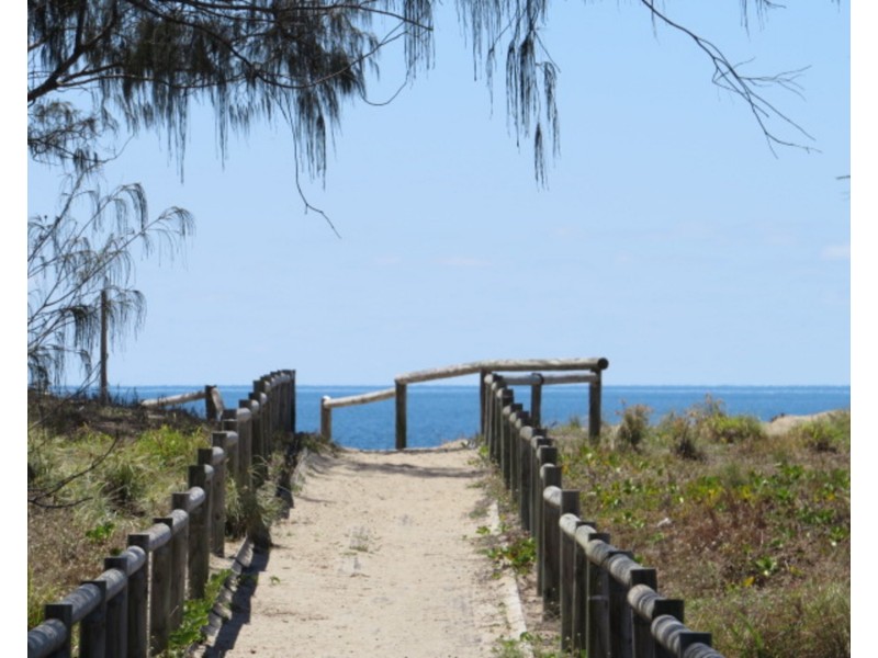 2 Murray Avenue, Bowen QLD 4805